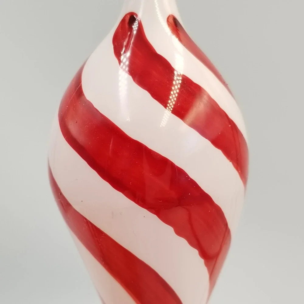 Set of 4 Handblown Glass Peppermint Swirl Teardrop Ornaments Red White Michoacan